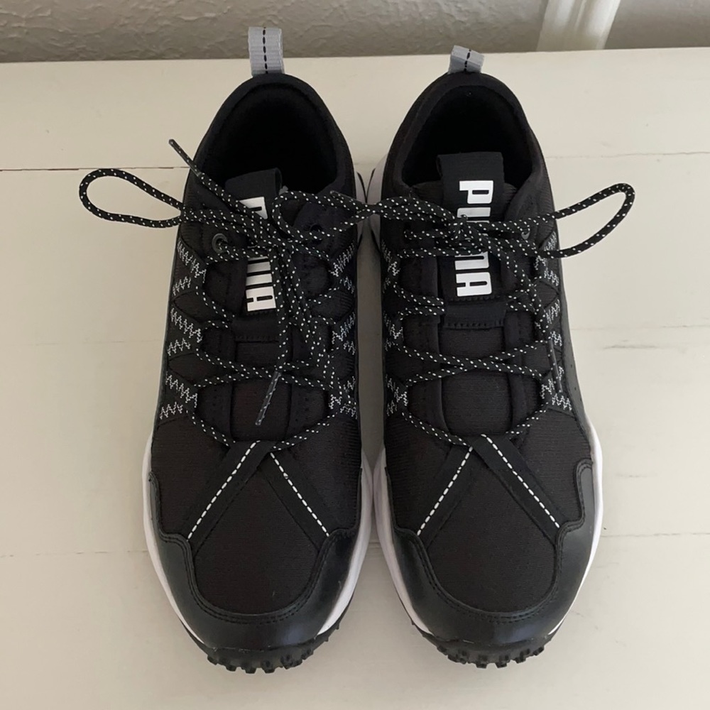 Puma women’s Ember trail sneakers size 9